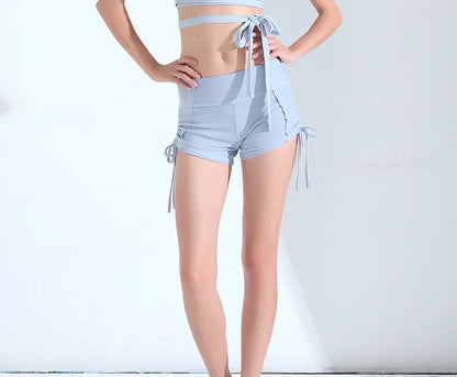 Women's black slim yoga pants shorts, size M with 65 cm waist and 27 cm length for running