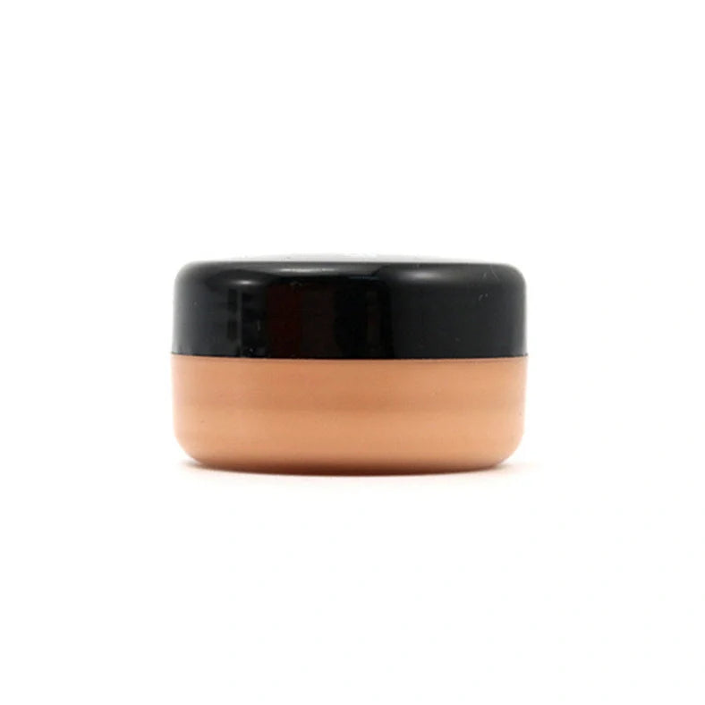 5-colour monochrome concealer palette measuring 4x4x2.2cm that covers dark circles and freckles while repairing uneven skin tone with a 3-year shelf life for general skin types