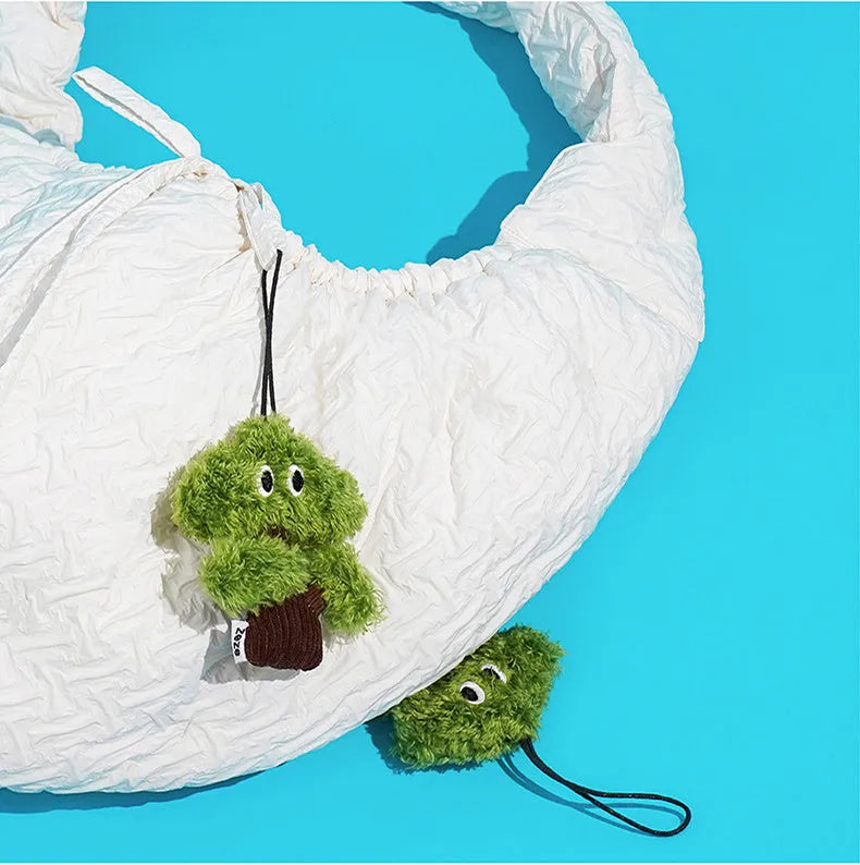 Pine tree shaped mint-scented fabric cat toy pendant in three sizes L, M, S
