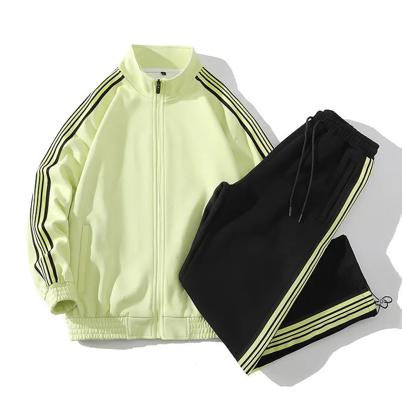 Men's cotton thickened sports suit set with long sleeve coat and cropped pants in khaki colour