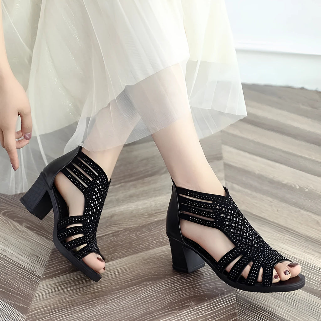 Roman block heel non-slip mother shoes in black with artificial PU upper and rubber sole, fish mouth toe