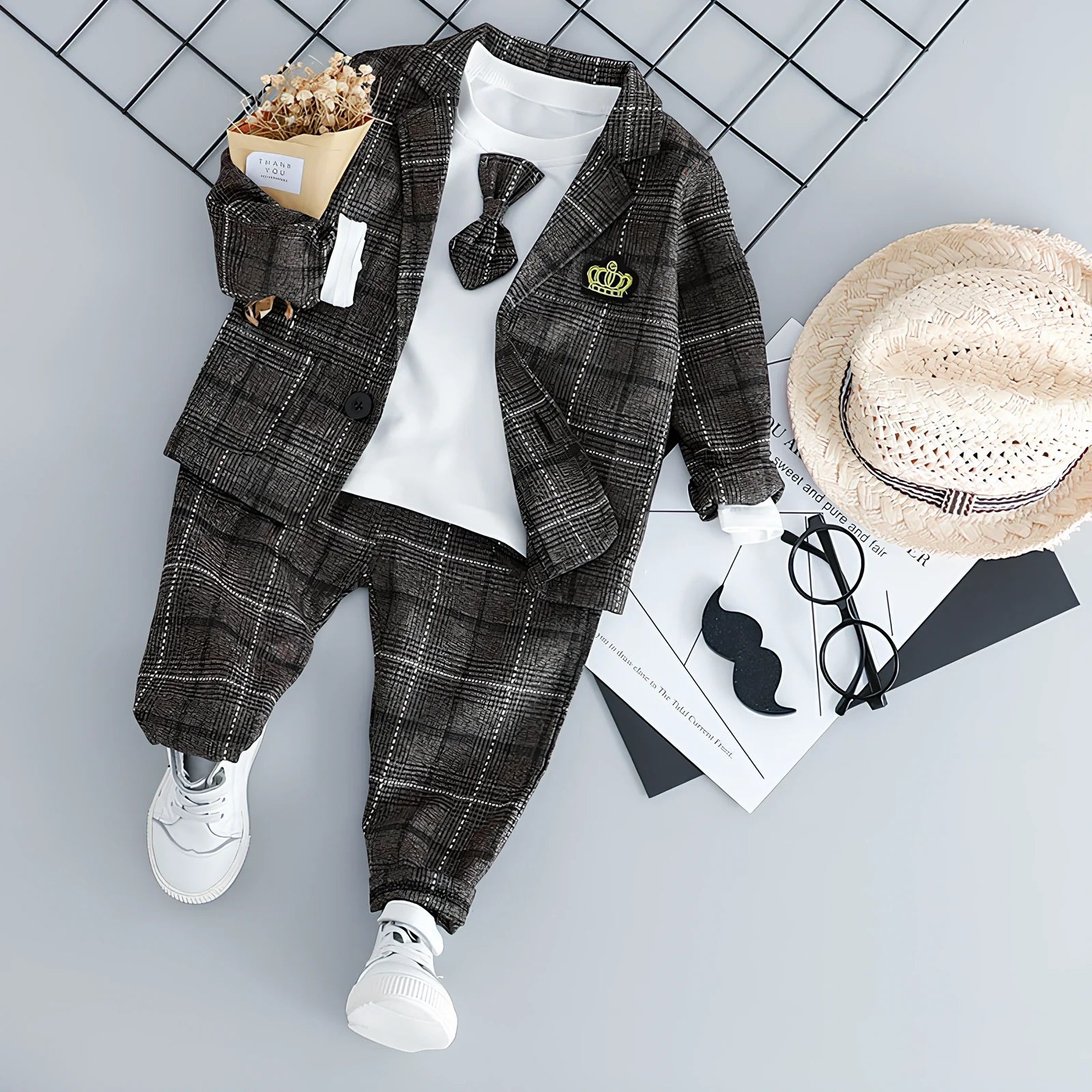 British-style three-piece cotton suit for boys in coffee or grey, sizes 70-100cm with long sleeves and knit fabric