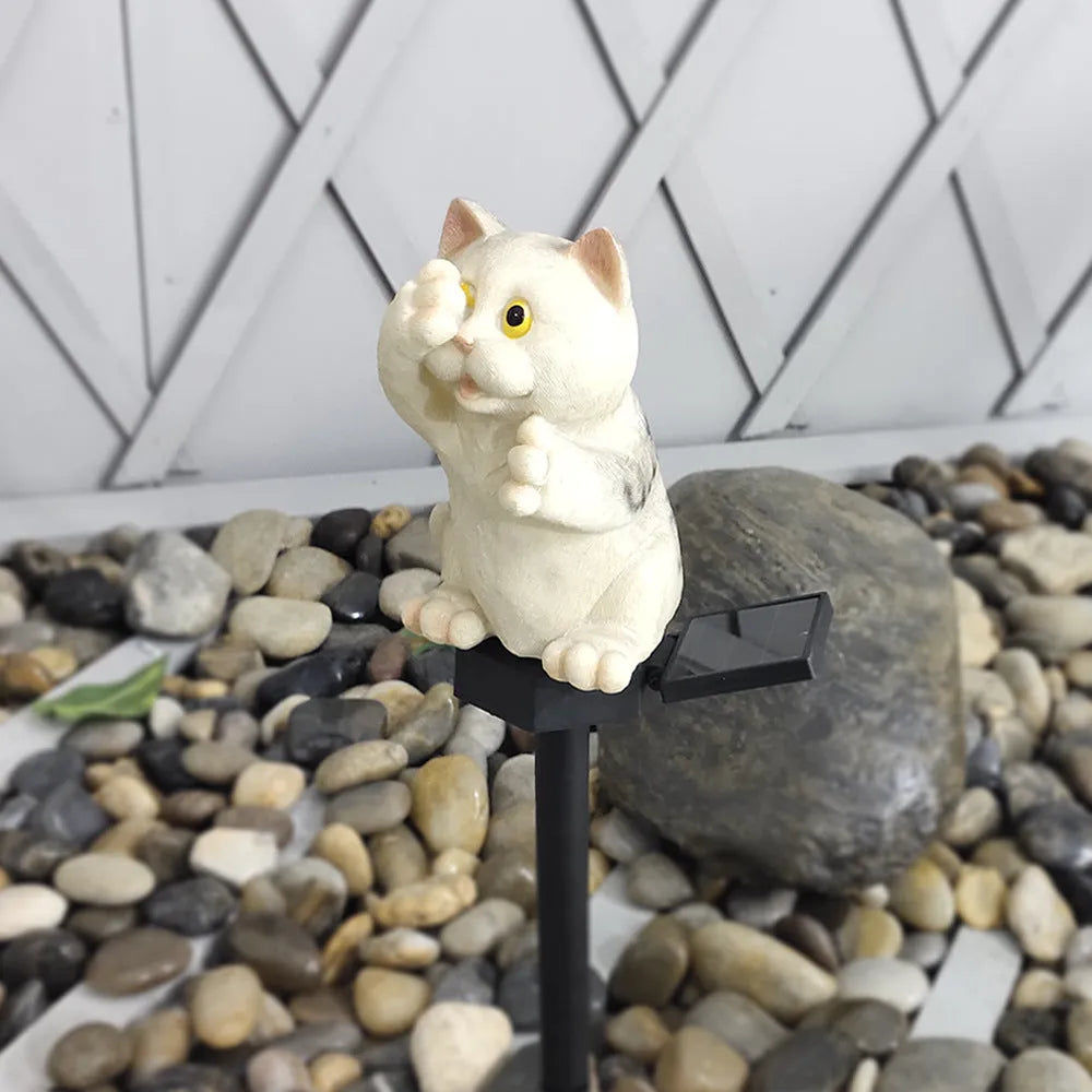 Brown resin cat-shaped solar lawn light for garden pathways