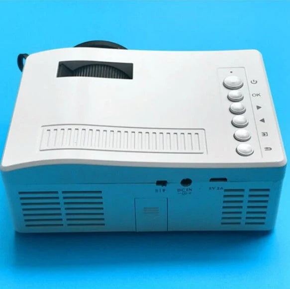 Portable LED Projector with LCD display and coated lens for sharp images