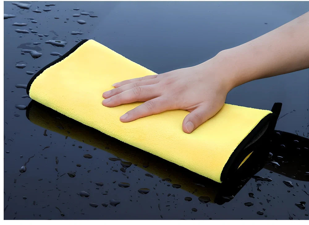 Thickened double-sided microfiber cleaning towel in yellow and grey, 30x30cm and 30x60cm sizes for lint-free car washing