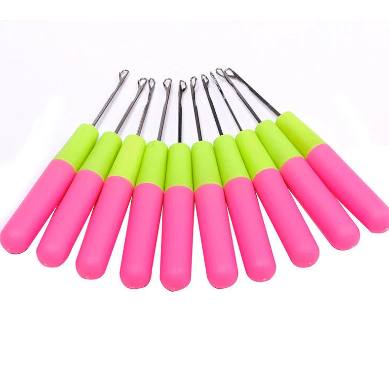 Yellow pink crochet needle with plastic handle and metal hook for dreadlock weaving
