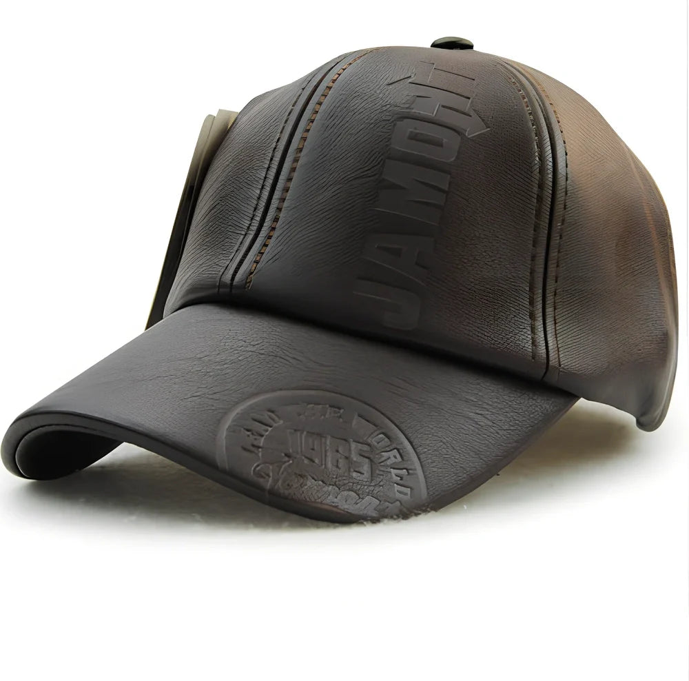 Autumn winter baseball cap in black with adjustable snapback, wool blend for outdoor use, 12 cm crown and 7 cm brim