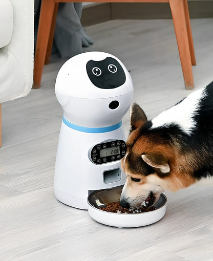 White automatic pet feeder with removable grain barrel and metal tray, infrared sensor for 5g dry food portions