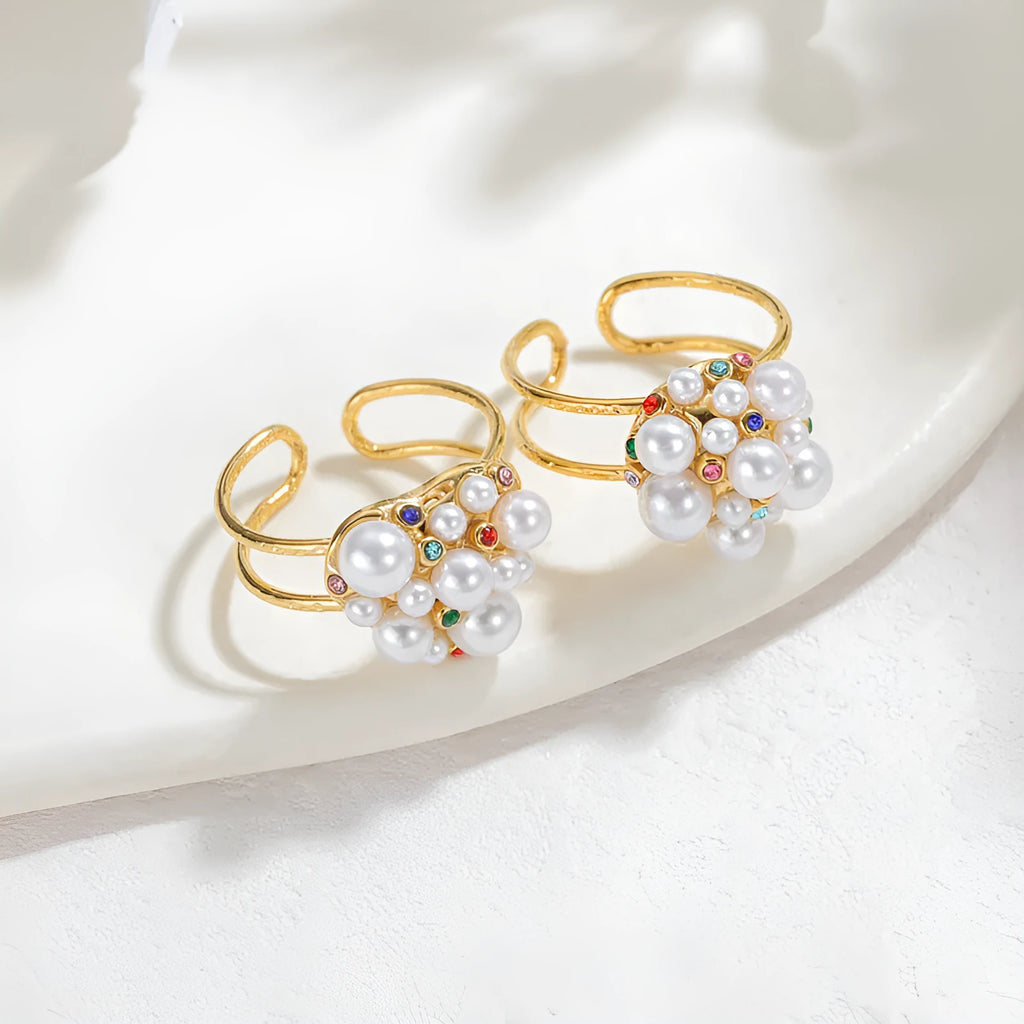 Open-mouth women's ring with pearl centre and zircon detailing on stainless steel band