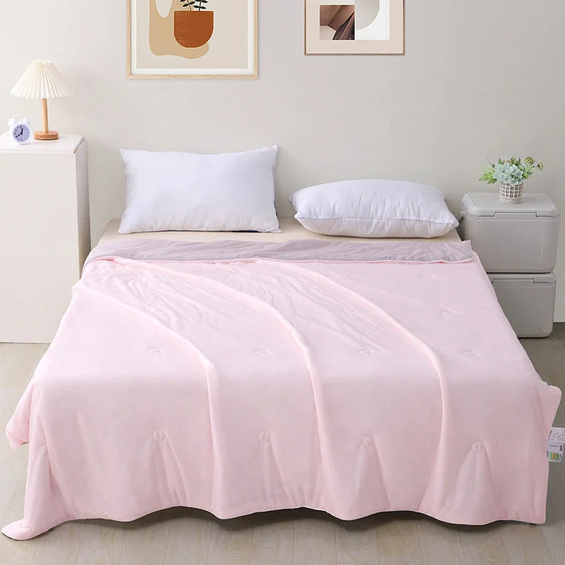 Machine washable ice silk thin quilt in various colours and sizes for cool summer nights