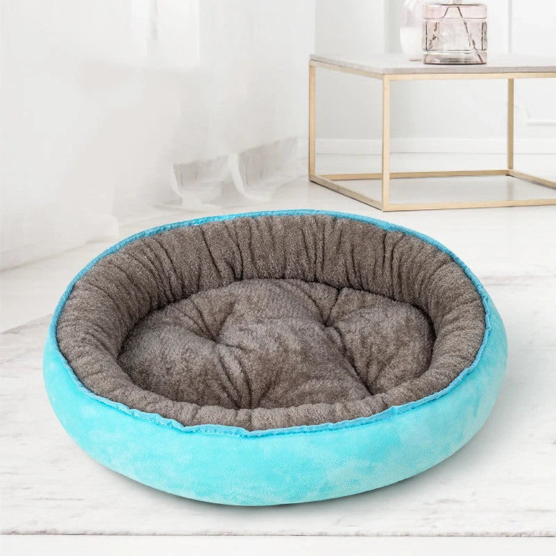 Durable dog mattress for pets up to 16kg, available in three sizes and multiple colors.