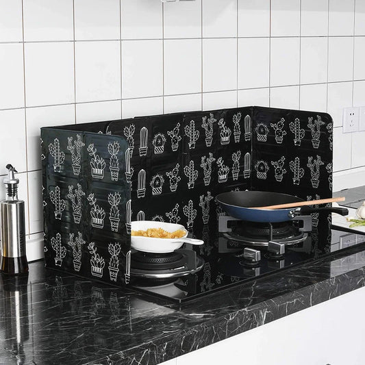 Foldable aluminium oil splatter screen for gas stoves
