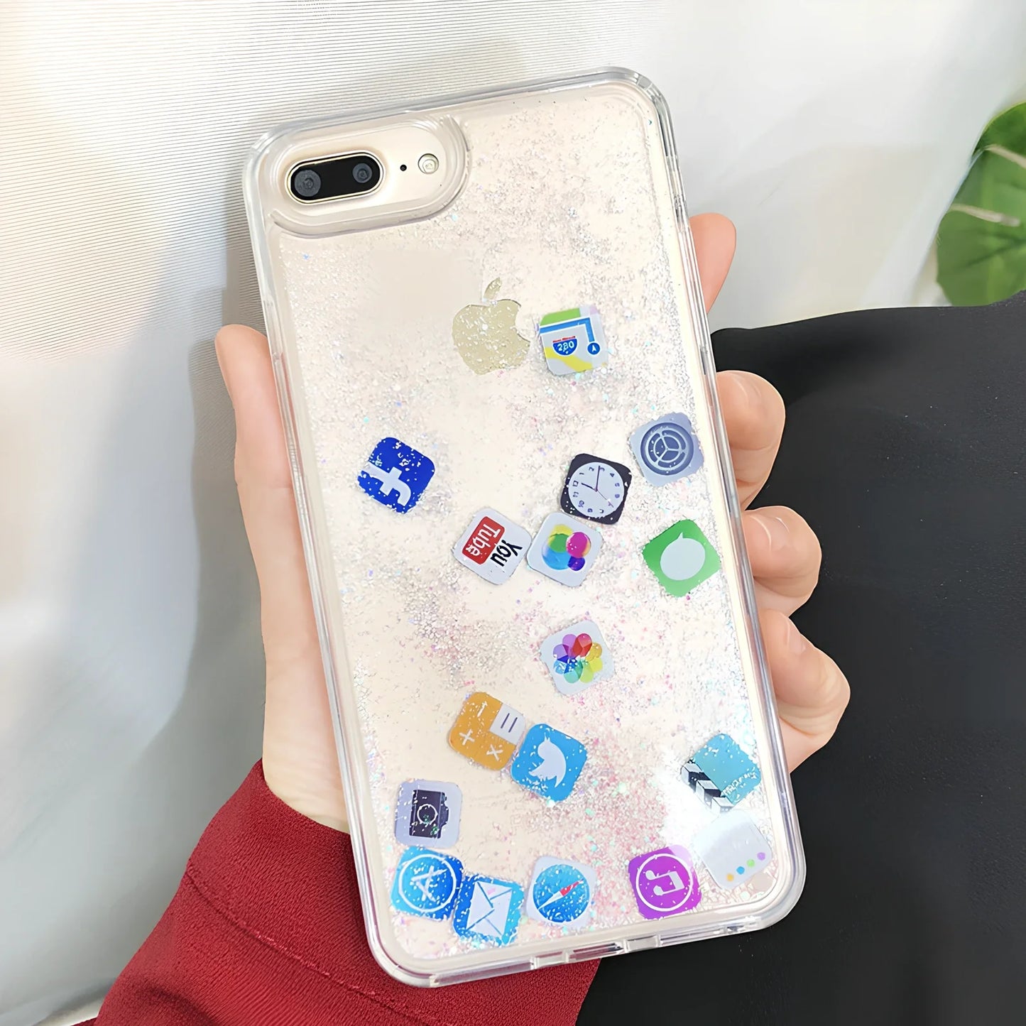 TPU iPhone case with snowflake and sand Christmas pattern, anti-fall design for Apple models 6-11