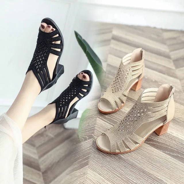 Roman block heel non-slip mother shoes in black with artificial PU upper and rubber sole, fish mouth toe