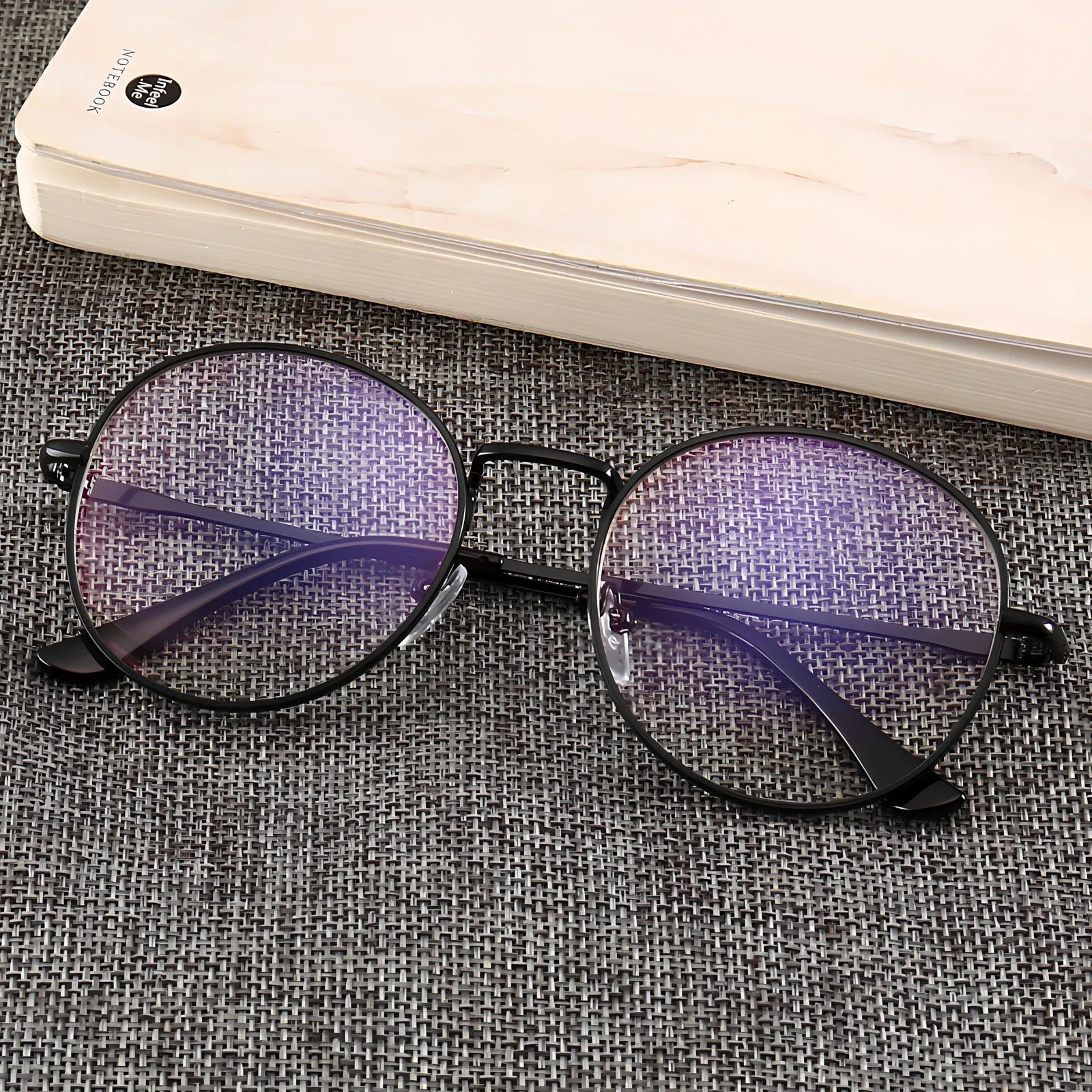 Anti-blue light computer glasses in black frame blocking 40% blue rays, with brown gold silver options for eye protection