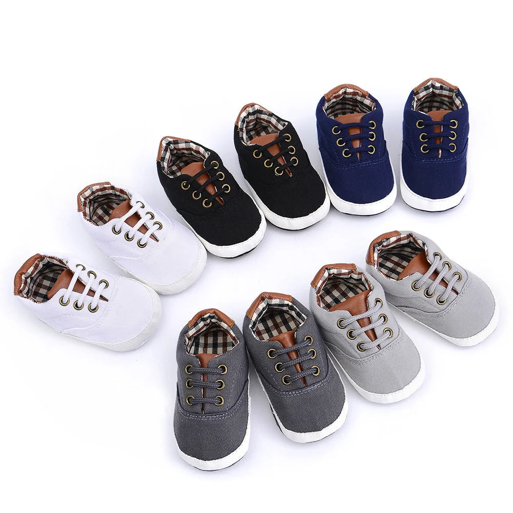 Solid colour baby canvas shoes with anti-slip sole for toddlers