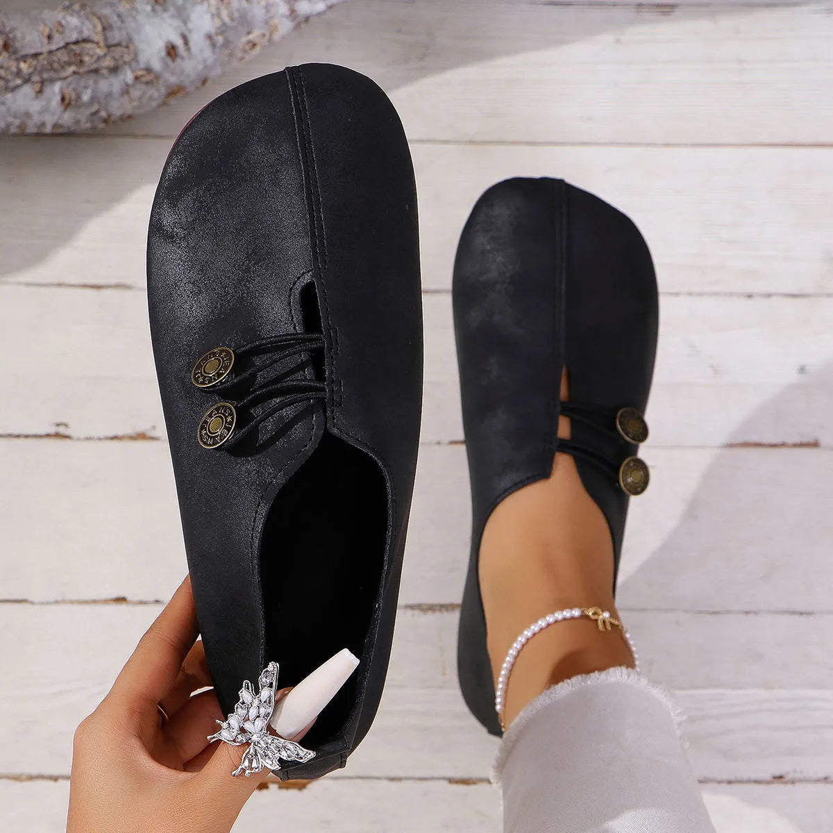 Women's square toe slip-on flat sandals in black artificial PU with rubber sole