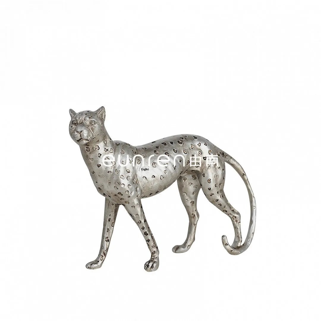Leopard resin craft ornament in American Leopard colour, modern simplicity style animal decoration