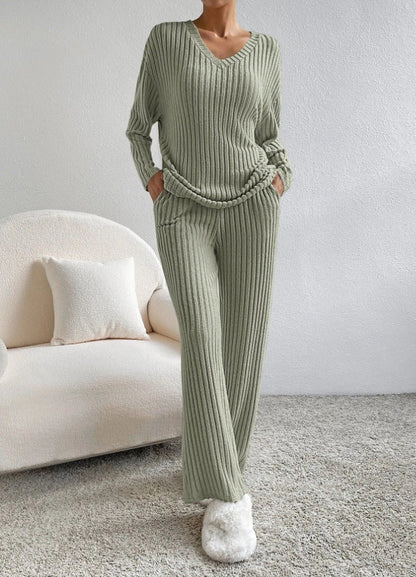 Women's polyester suit set with V-neck top and straight pants in various colours