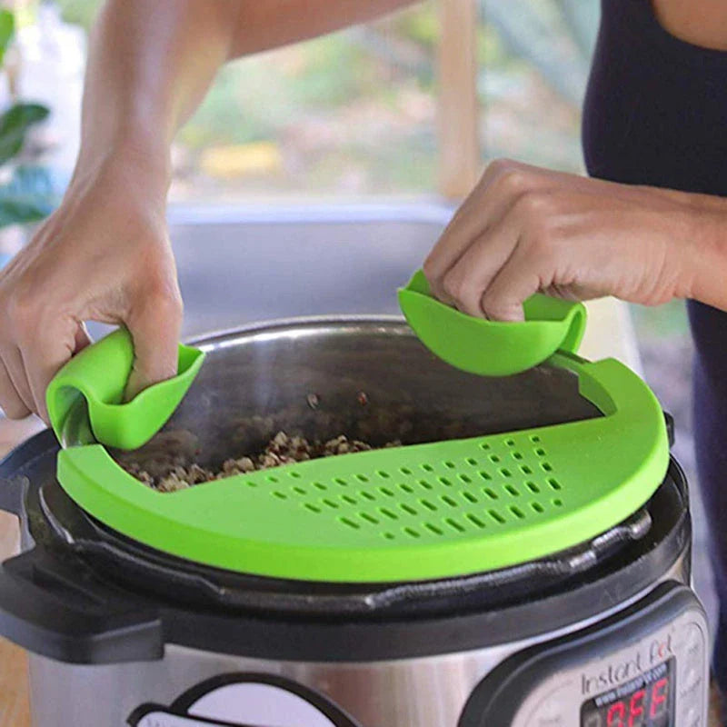 Versatile silicone pot strainer - a compact and durable kitchen tool for efficient draining of pots, pans, and bowls