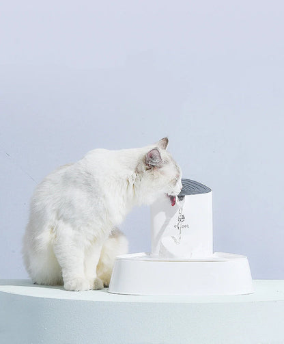 1.5L automatic pet water fountain with 4-layer filter in white