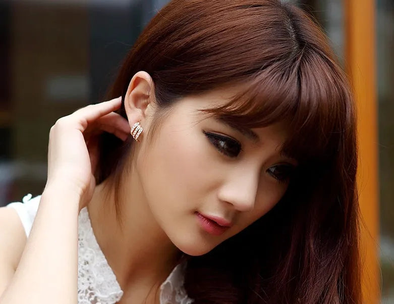 Simple wild temperament plated earrings for women lightweight 9g default colour