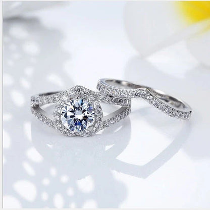 Heart-shaped diamond ring with 18k platinum plating, available in multiple colours and sizes