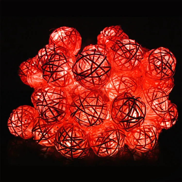 Solar light string with 30 LEDs, 6m length, IP65 weatherproof plastic shell, outdoor garden fairy lights