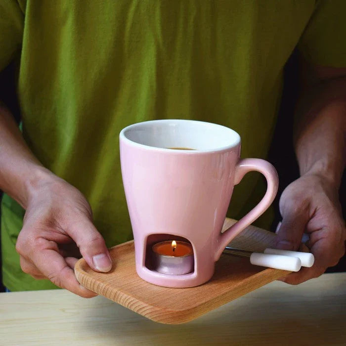 Versatile ceramic mug with dual-purpose design for hot drinks and cooking