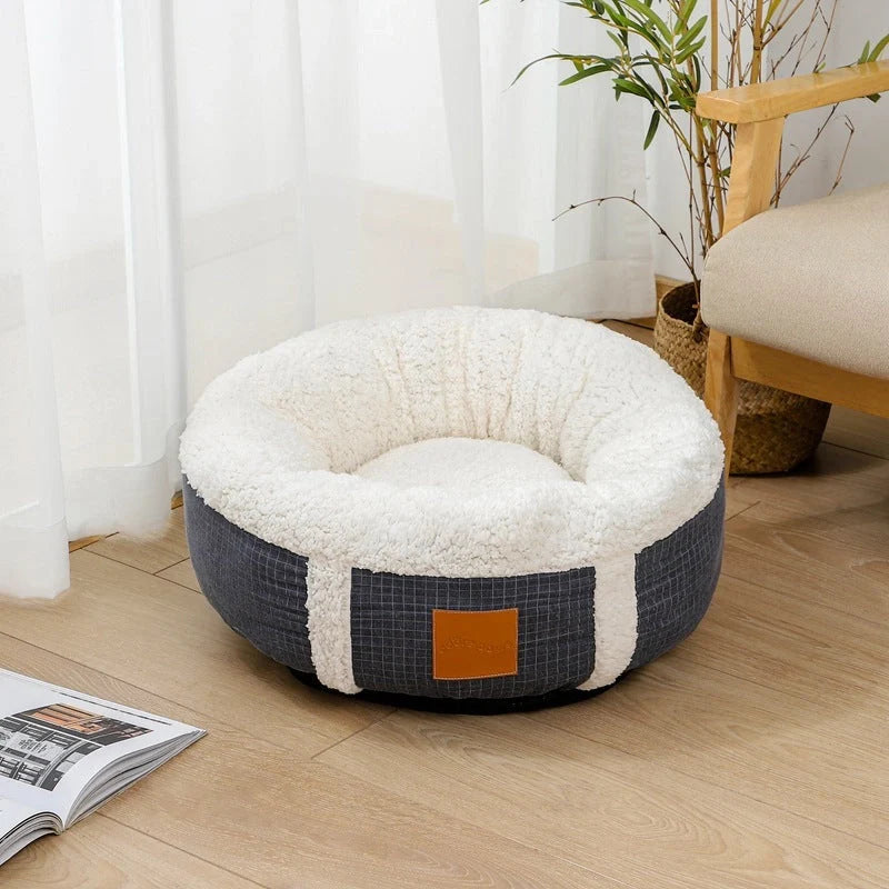 Winter lamb wool pet bed in various sizes and colors for pet warmth and comfort