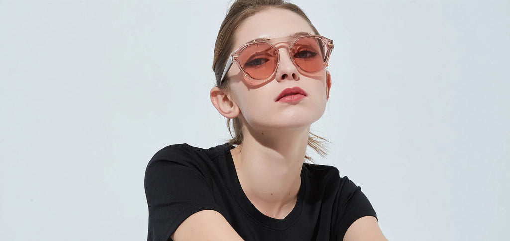 Women's vintage sunglasses with PC frame and AC lens in transparent colour