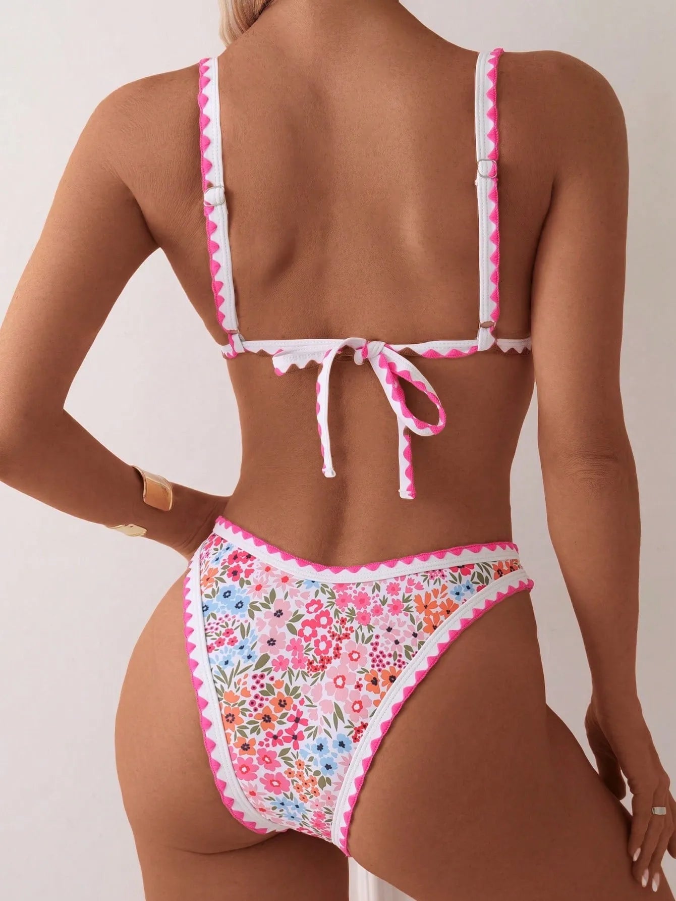 Women's printed lace-up bikini with split-leg briefs for swimming