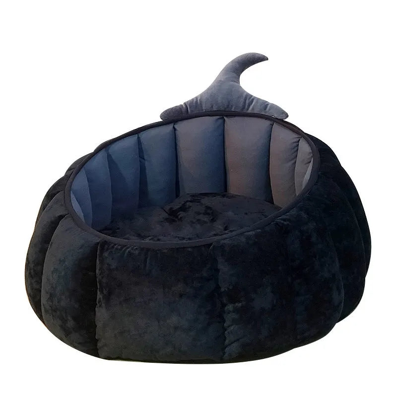Halloween pumpkin cat bed with cartoon devil design in plush fabric for cats and small dogs
