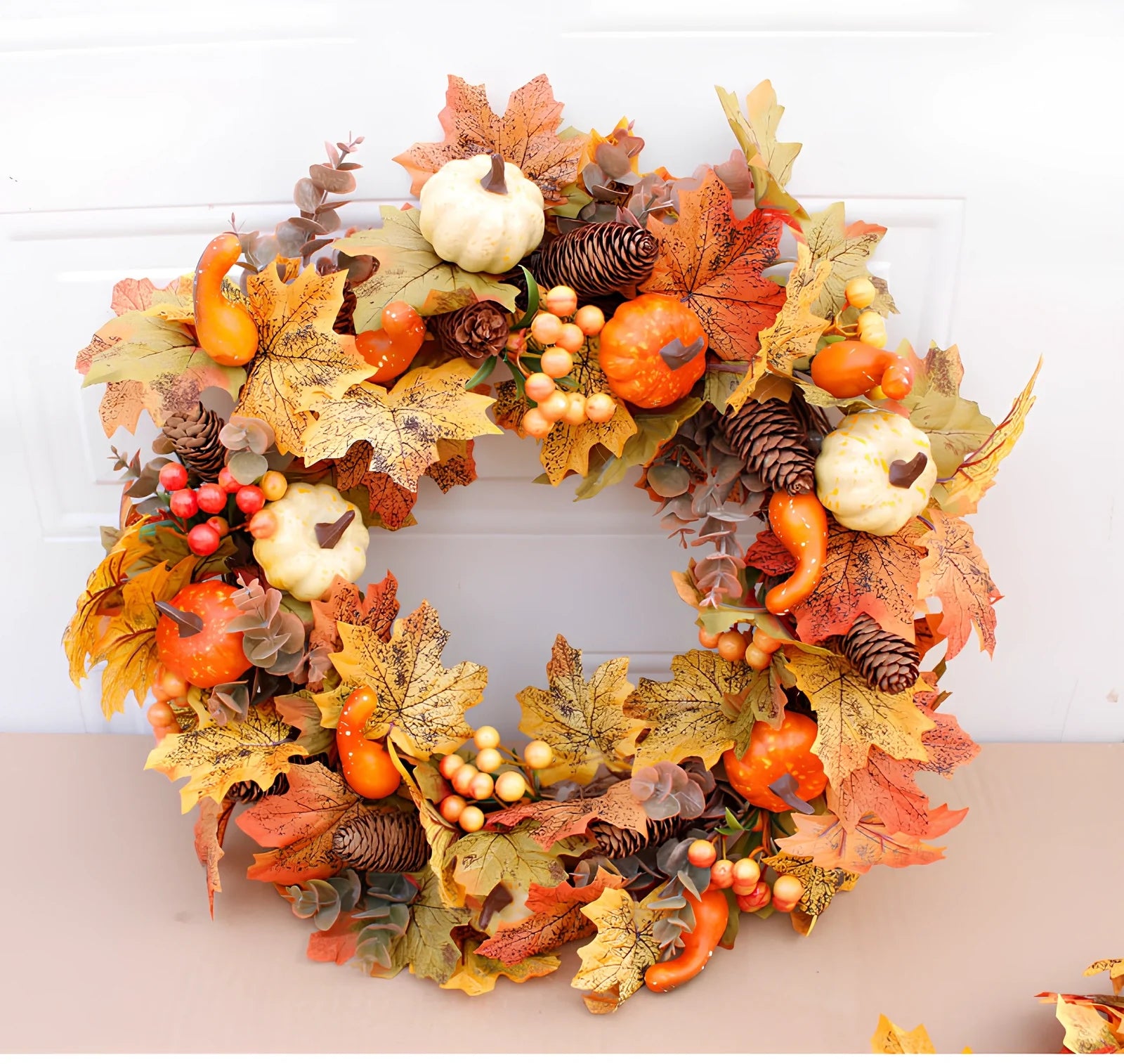 Autumn pumpkin wreath with 50cm diameter featuring fabric leaves and simulation pumpkins