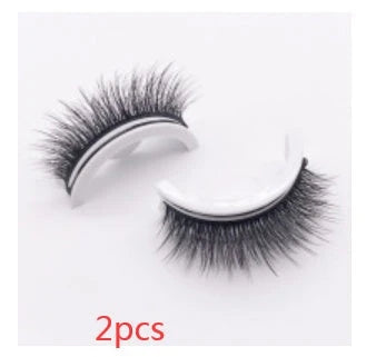 Captivating 3D layered mink-like false eyelashes for bold, voluminous eye makeup looks