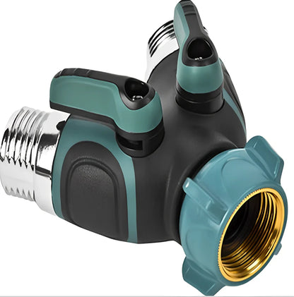 Green Y-type double-pass splitter, 94x91x55mm plastic body with zinc alloy outlets and seals for garden hose connections