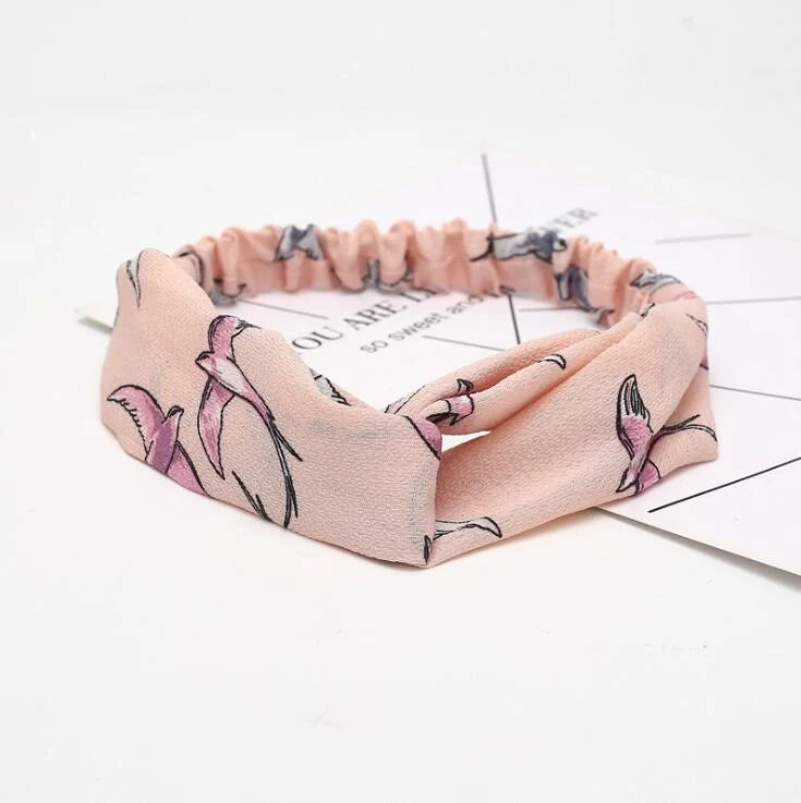 Women's retro style printed headband with elastic free size in vintage-inspired prints