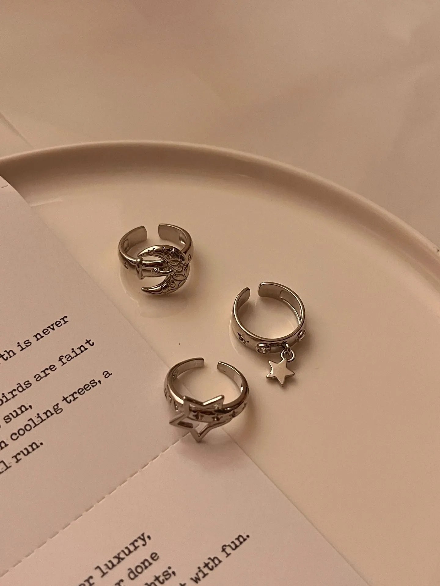 Retro five-pointed star moon alloy ring with electroplated finish for women