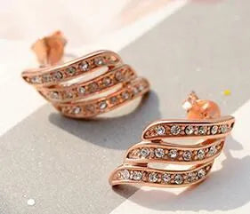 Simple wild temperament plated earrings for women lightweight 9g default colour