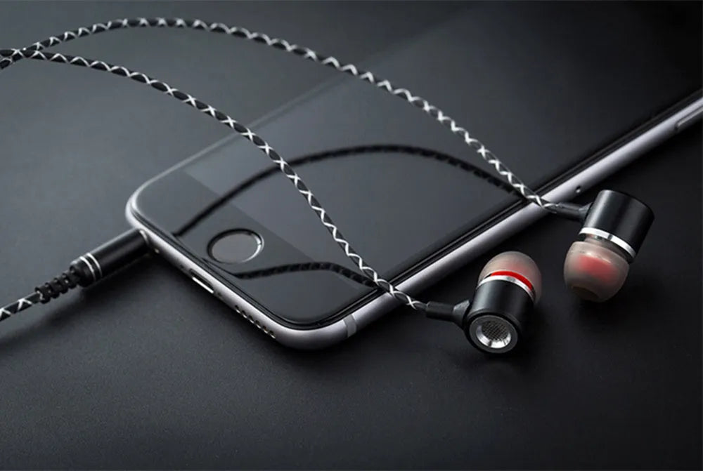 Fanbiya S1 metal in-ear earphones with ear hook design in black, gold, rose gold, or silver.