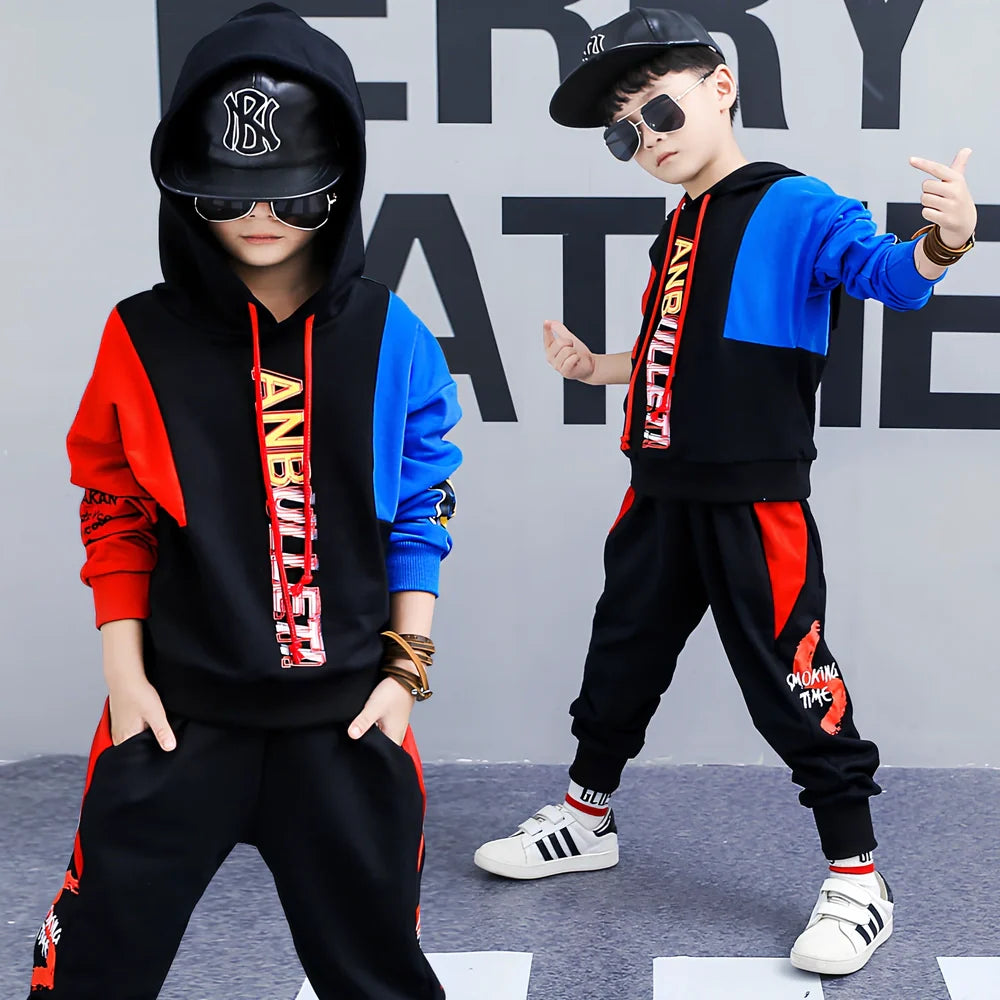 Boys' Korean-style two-piece spring suit in gules red or yellow, 95% cotton with long sleeves and fixed hood, sizes 110-180 yards for 100-170cm heights
