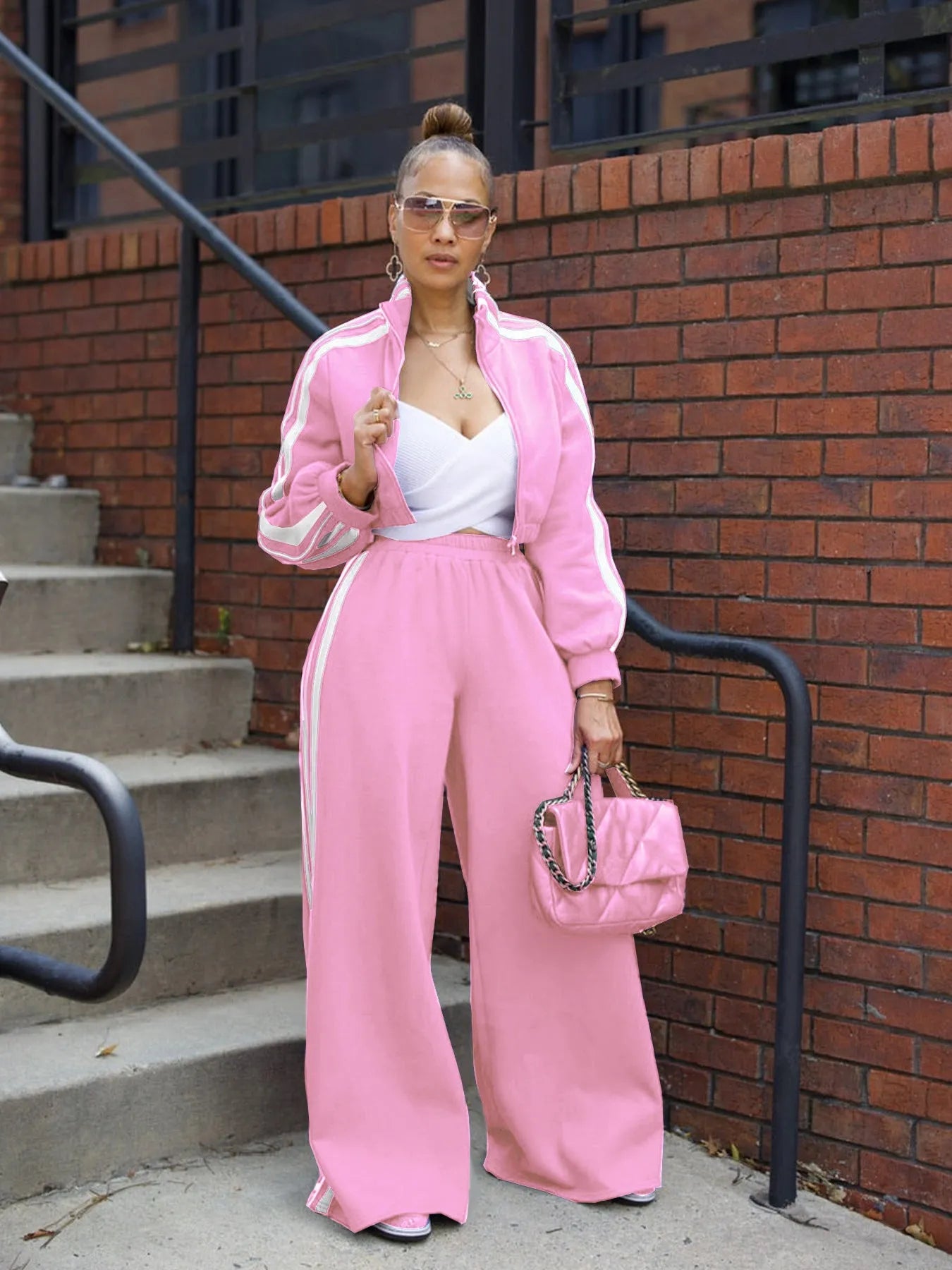 Women's striped sweater and zipper jacket two-piece suit set in polyester fabric
