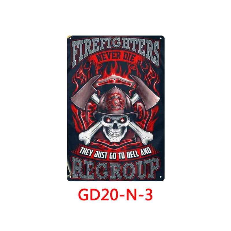 Retro tin painting wall hanging with American vintage design, 30x20cm