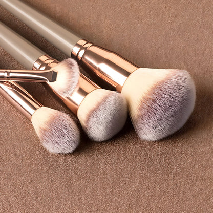15-piece brown makeup brush set with 19cm lengths and 4cm man-made fibre eye shadow brush