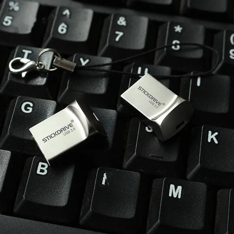 High Speed USB 3.0 Flash Drive 128GB metal rotation design black