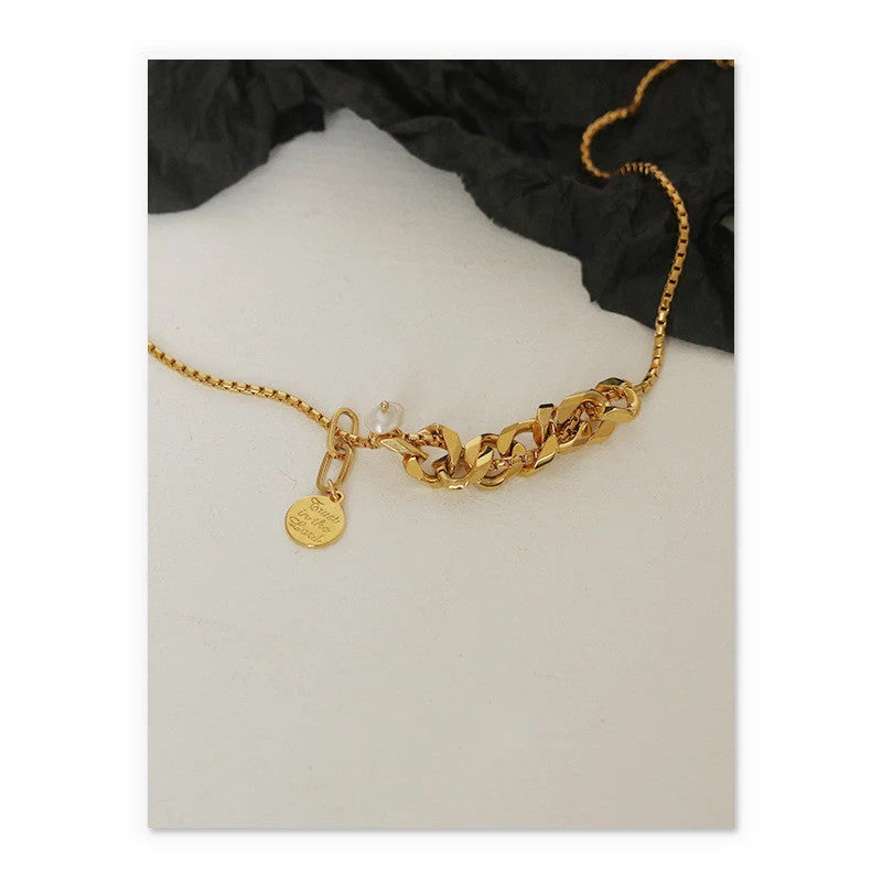 Hip-hop clavicle chain with real pearl pendant and gold plating, adjustable length