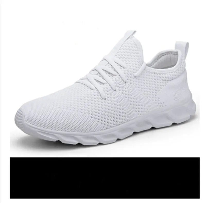 Men's black and white casual jogging shoes with mesh upper and lace-up closure