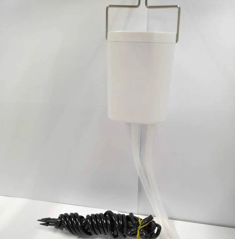 Intelligent automatic watering machine for indoor plants with rechargeable battery