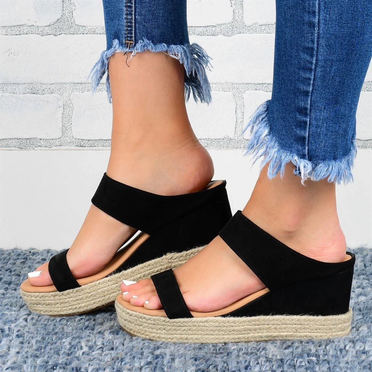 Casual wedge heel sandals with hemp design in various colours
