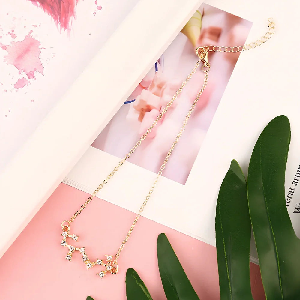 Golden alloy anklet with Aquarius constellation charm, adjustable 20-25cm length, electroplated finish for zodiac accessory